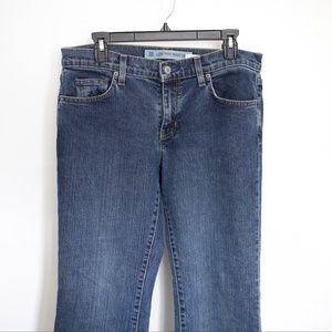 GAP Low Rise Boot Cut 10 Average